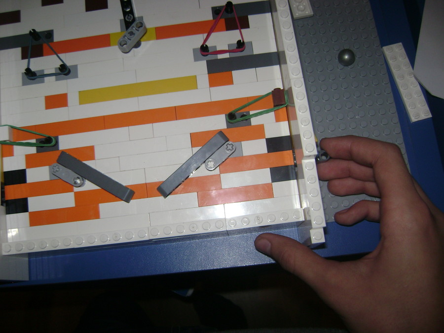 Hogyan készíts LEGO-ból Flippert? :)