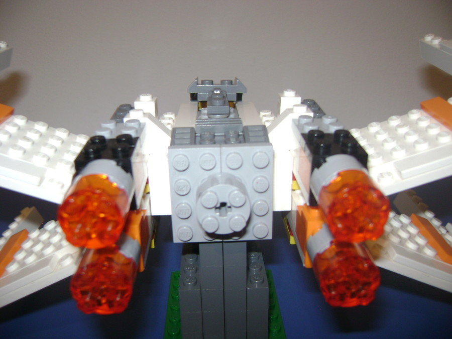 LEGO Star wars X-wing starfighter II.