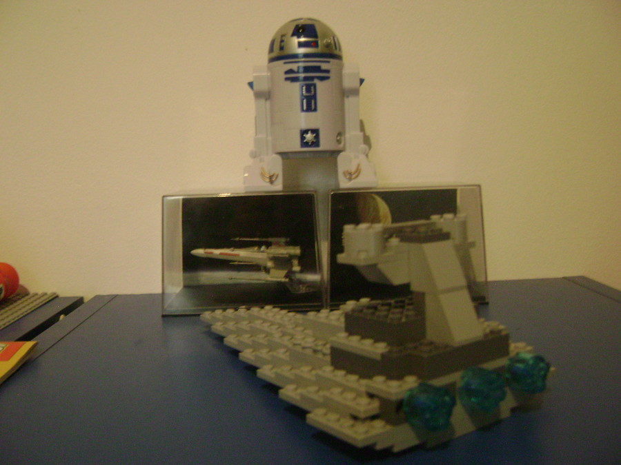 Star wars Csillagromboló,X-szárnyú és mini Millenium falcon