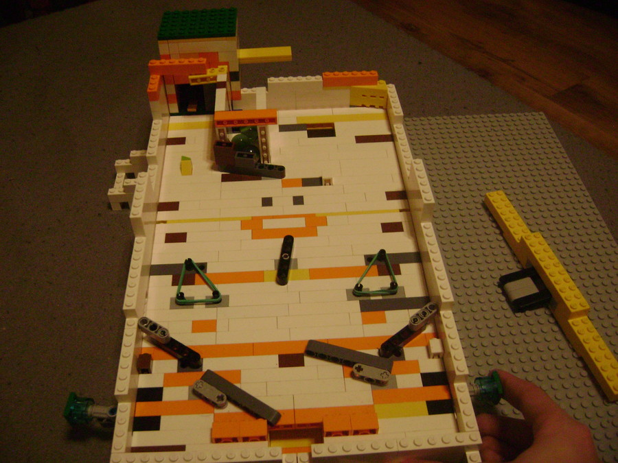 Működő LEGO flipper :)