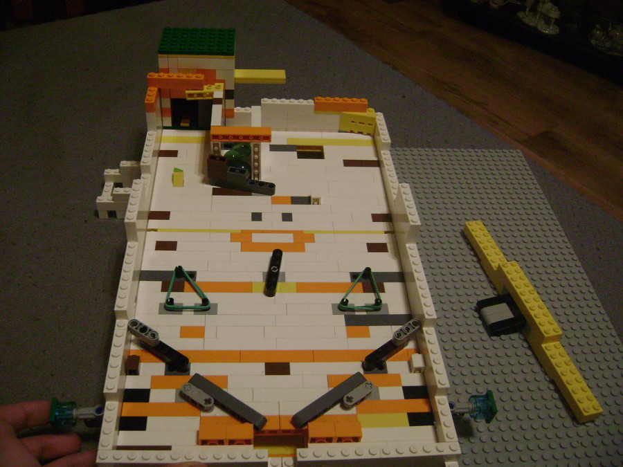 Működő LEGO flipper :)