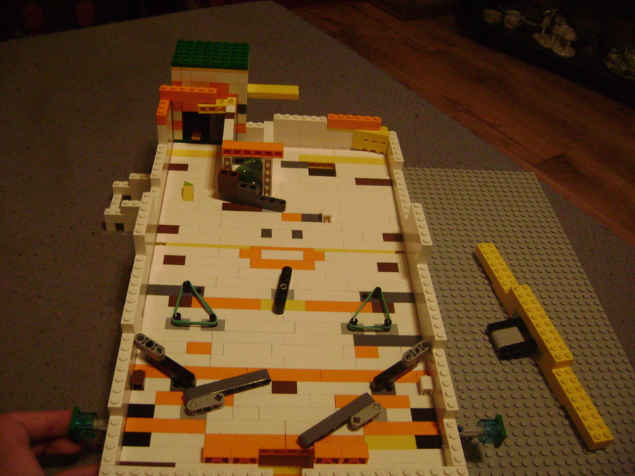 Működő LEGO flipper :)