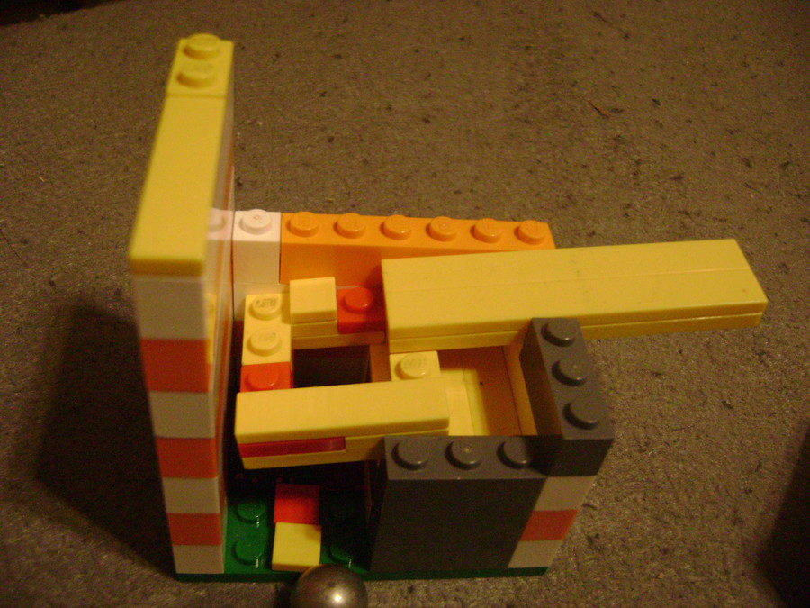 Működő LEGO flipper :)