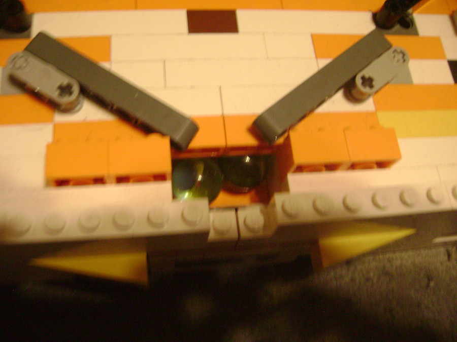 Működő LEGO flipper :)