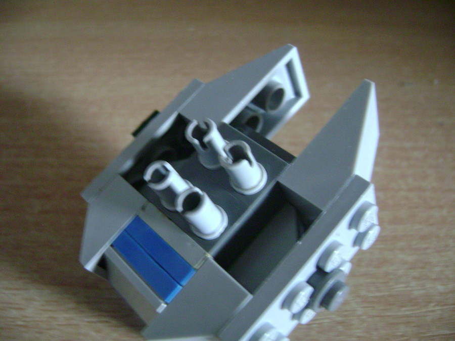 Mini LEGO Millenium Falcon