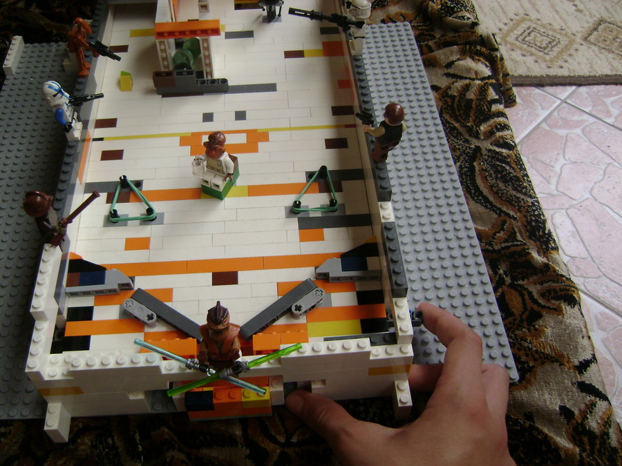 LEGO SW flipper