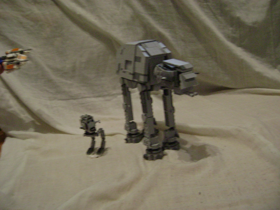 LEGO AT-AT *-*