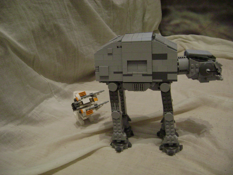 LEGO AT-AT *-*