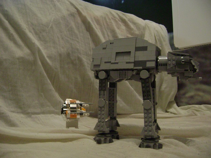LEGO AT-AT *-*