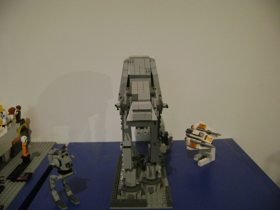 LEGO AT-AT *-*
