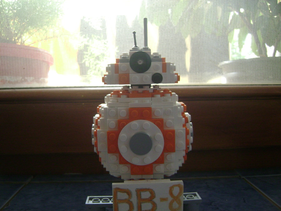 LEGO BB-8+állvány
