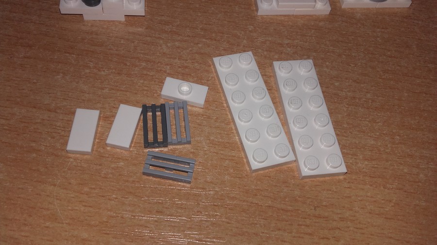 Lego R2-D2 :)