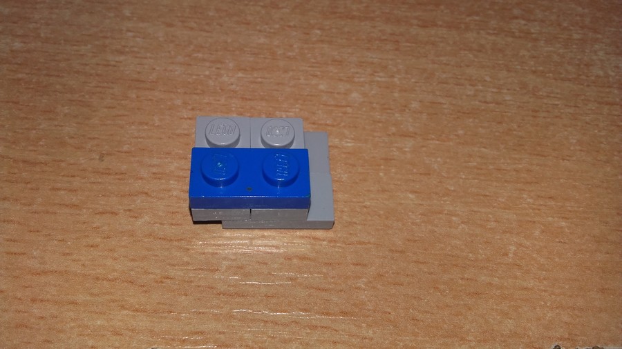 Lego R2-D2 :)