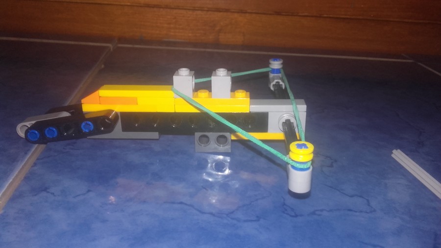 Működő LEGO íjj puska