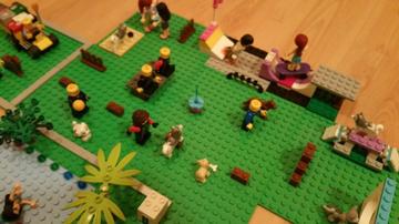 LEGO figurák vidám reggelei