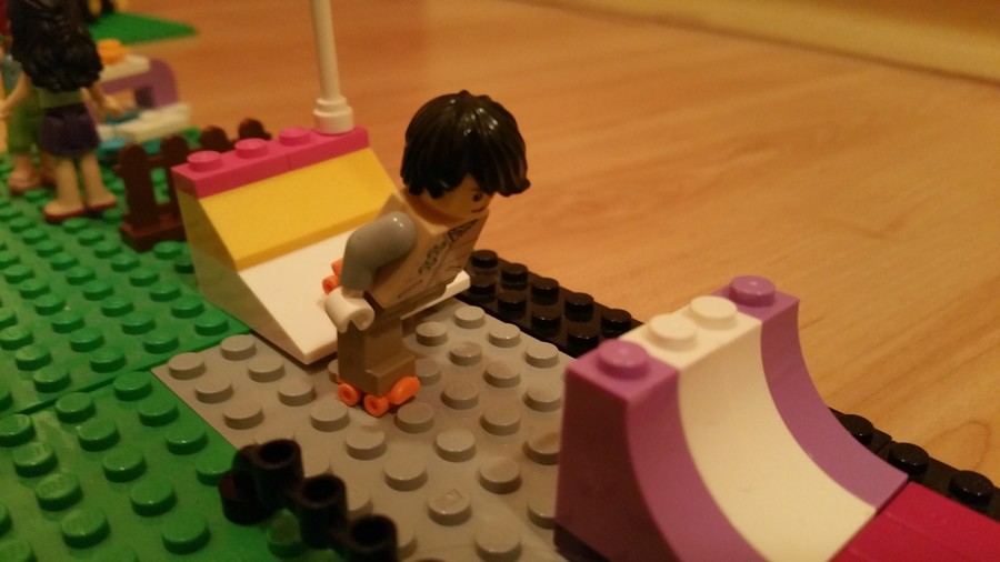 LEGO figurák vidám reggelei