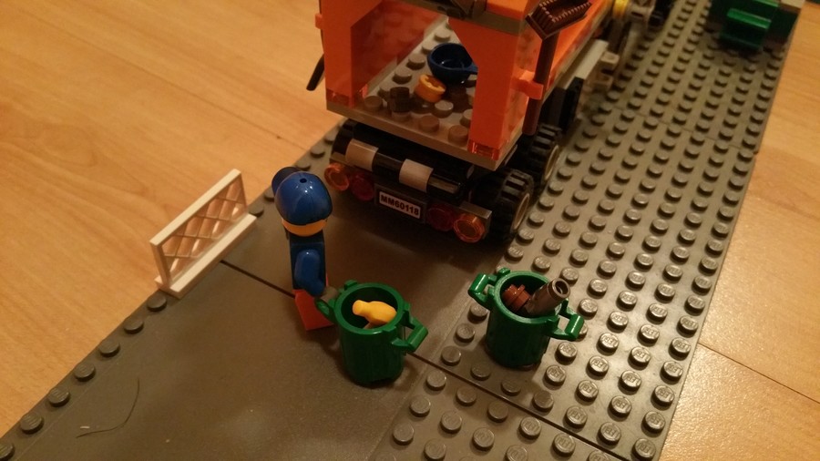 LEGO figurák vidám reggelei