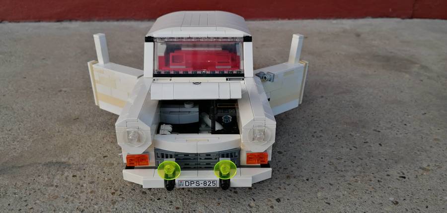 LEGO TRABANT 601 