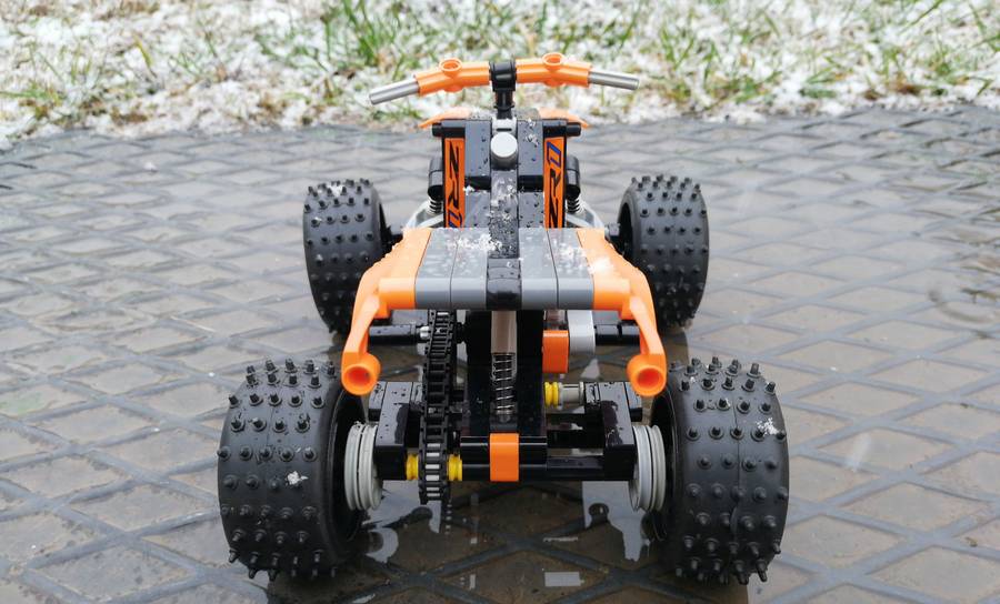 QUAD 