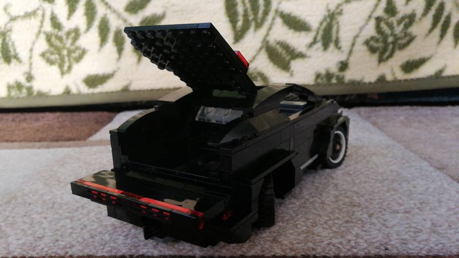 TESLA CYBERTURCK