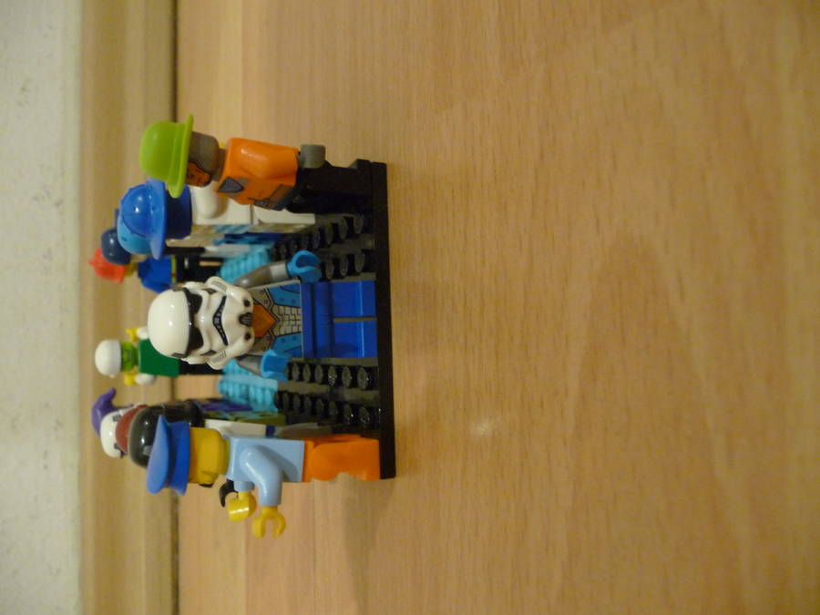 Összevissza lego emberek