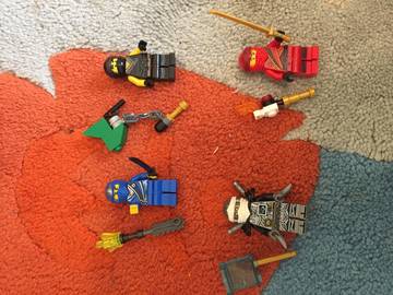 Ninjago apróságok 2