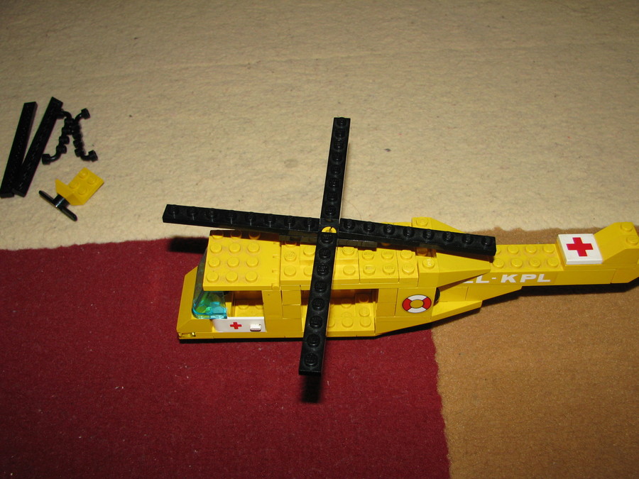 6697 mentőhelikopter