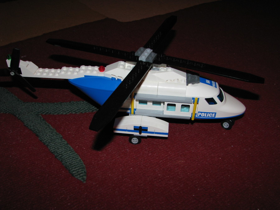 rendőrségi helikopter