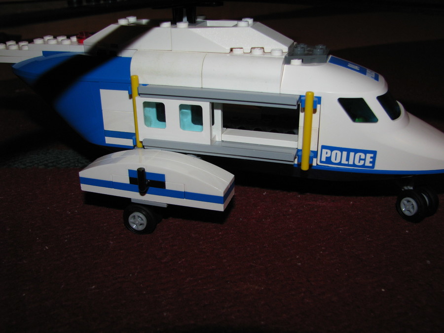 rendőrségi helikopter