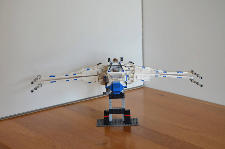 X-szárnyú – Giant MOC