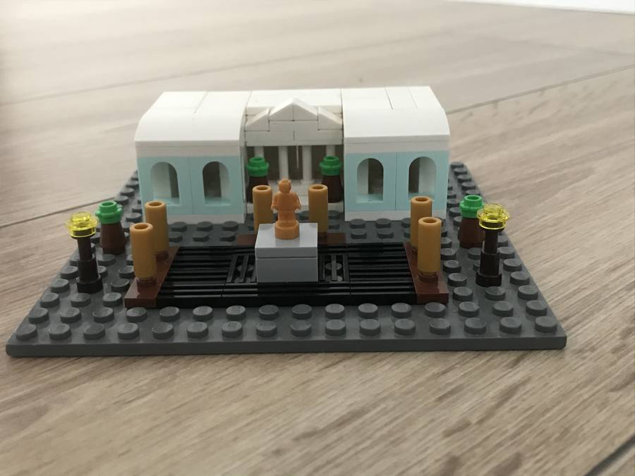 Microscale múzeum a főtéren