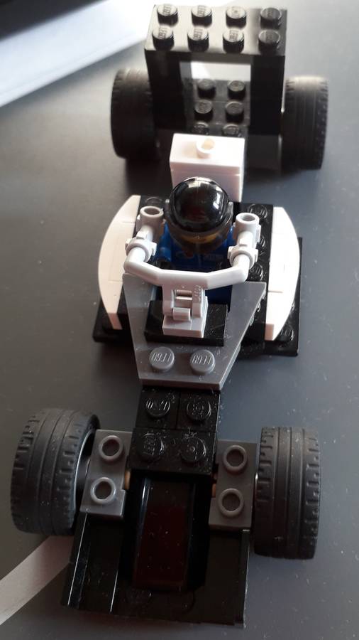 Forma-1-es versenyautó