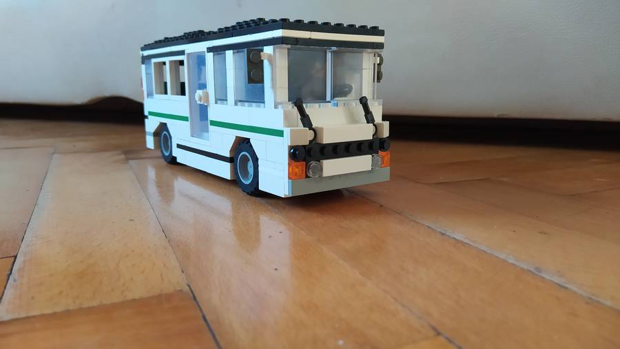 Roblox c.c (car crushers) A túristabusz megelevenítése