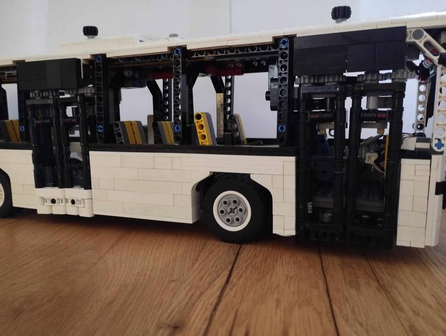 Volánbusz_Volvo 8900