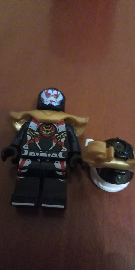 Ninjago minifiguráim V.