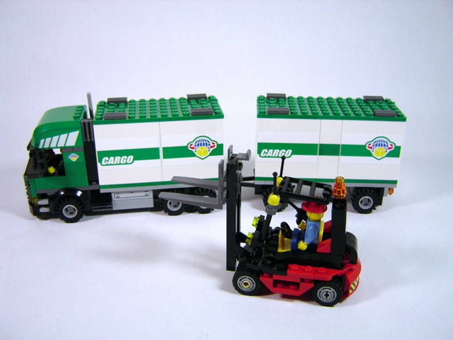 LEGO® City Cargo Kamion másképp