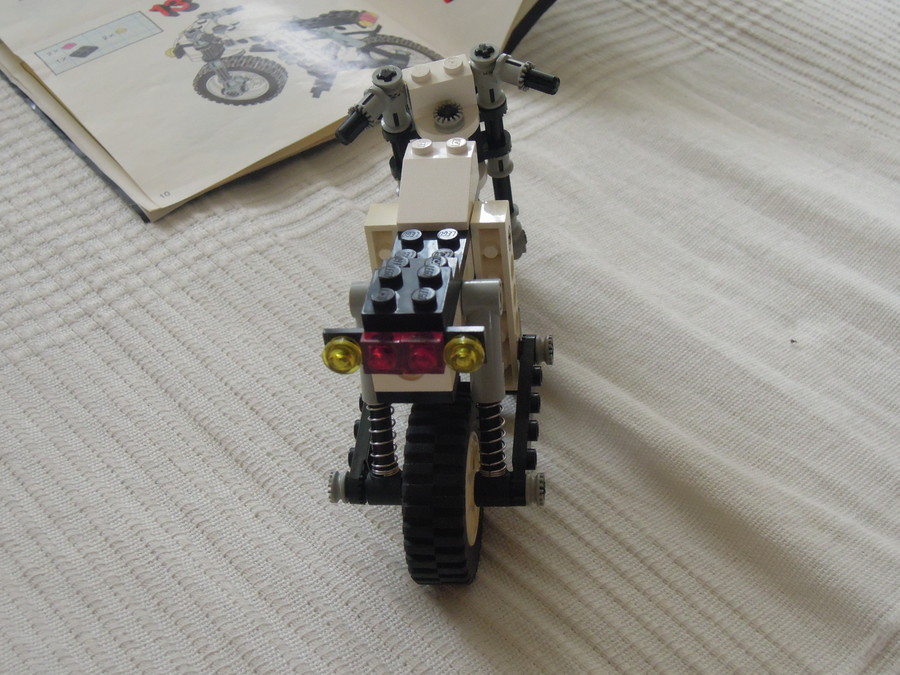 Technic 8810 Az egyik első motorbicikli