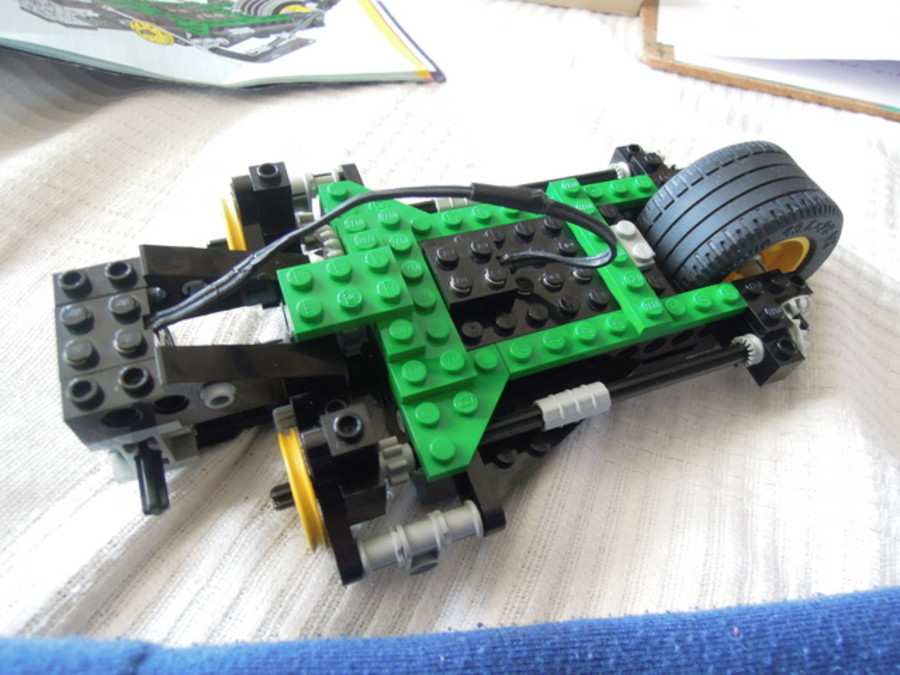 Technic 8456 fiber optic robot és szúnyog