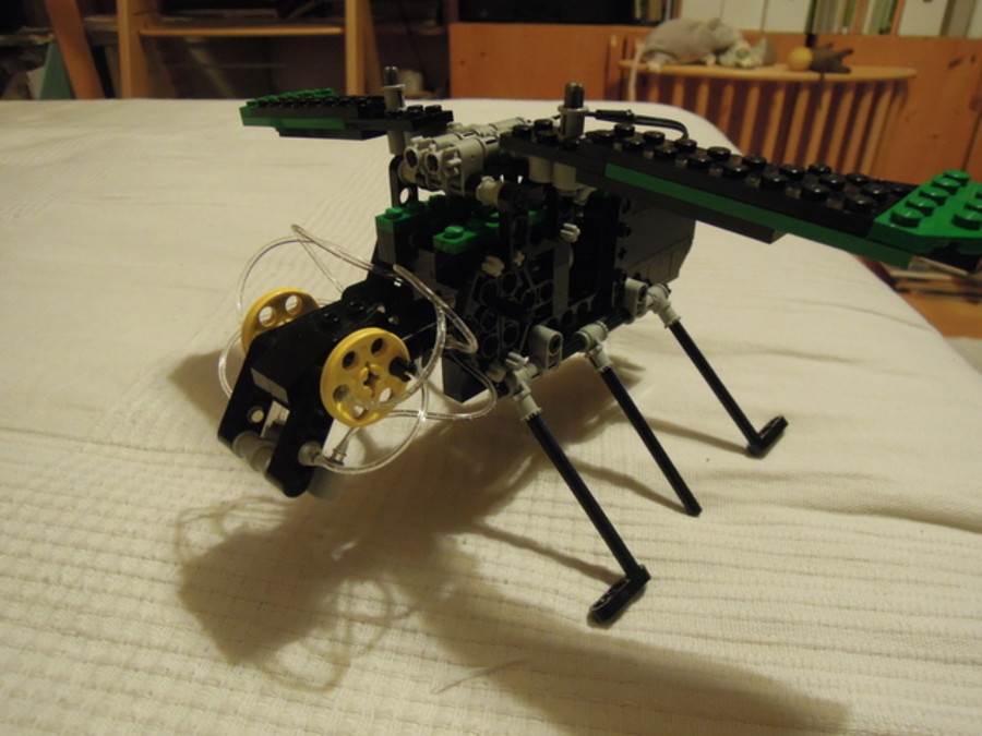 Technic 8456 fiber optic robot és szúnyog