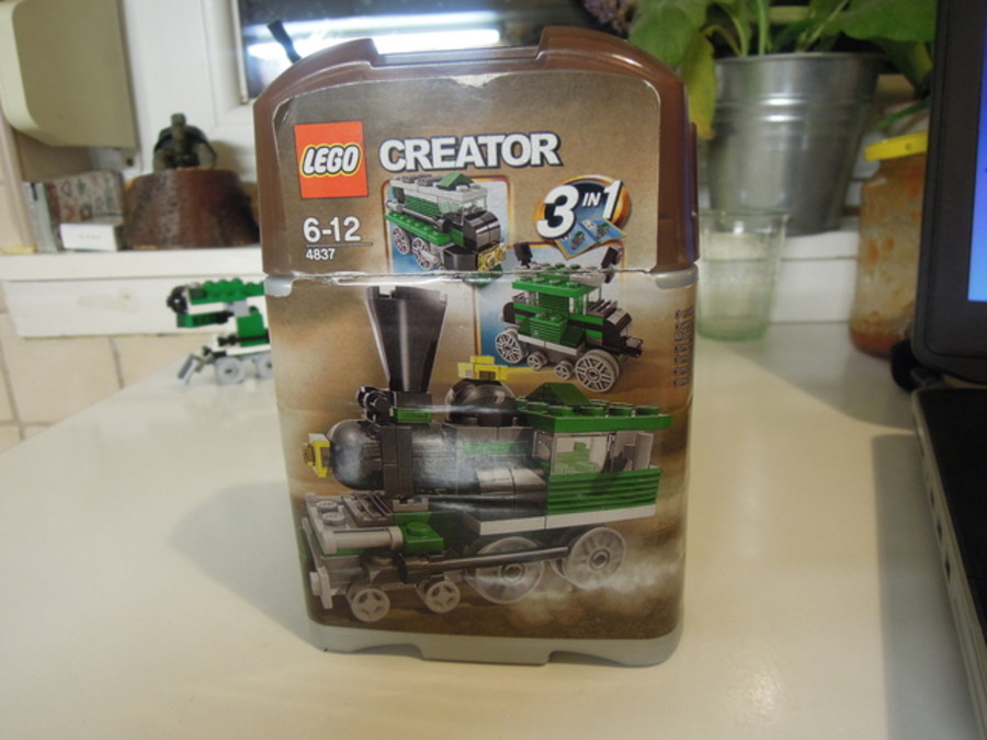 Creator 4837 dragster és mozdony mocok