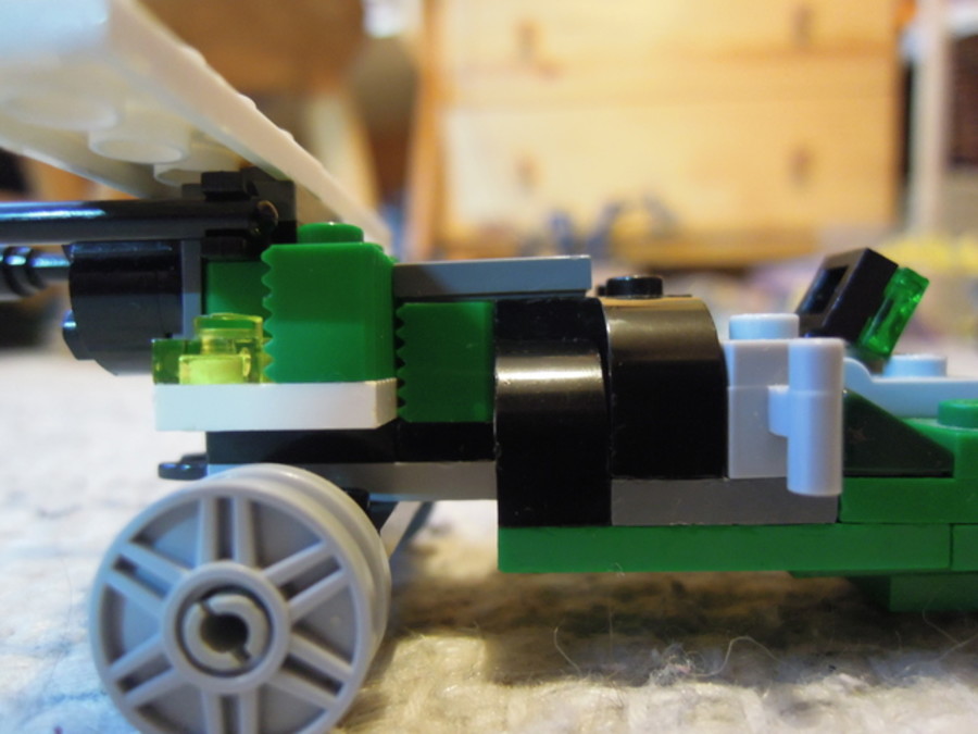 Creator 4837 dragster és mozdony mocok