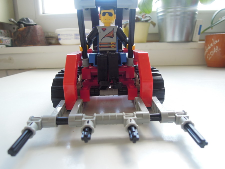 Technic 8229 villás targonca