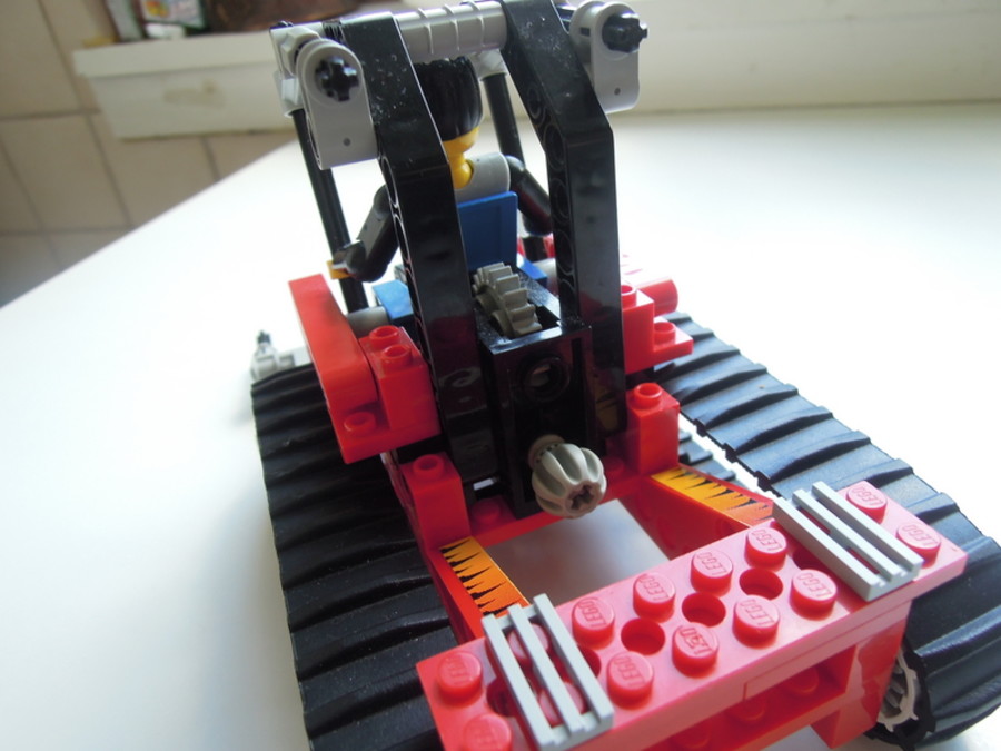 Technic 8229 villás targonca