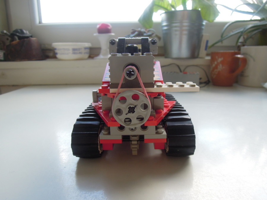 Technic 8229 továbbfejlesztett villás targonca