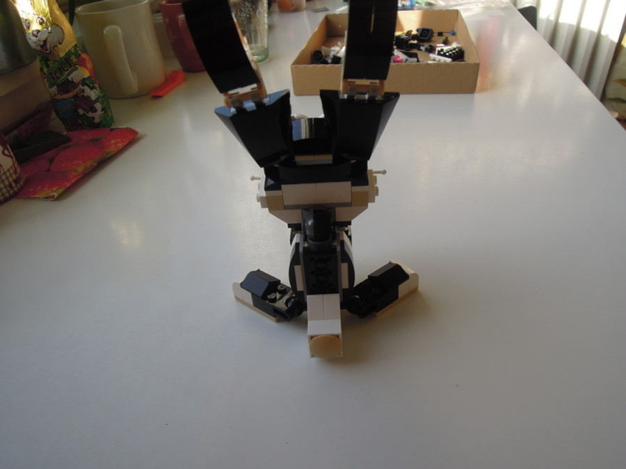 Creator 31021 nyúl modell
