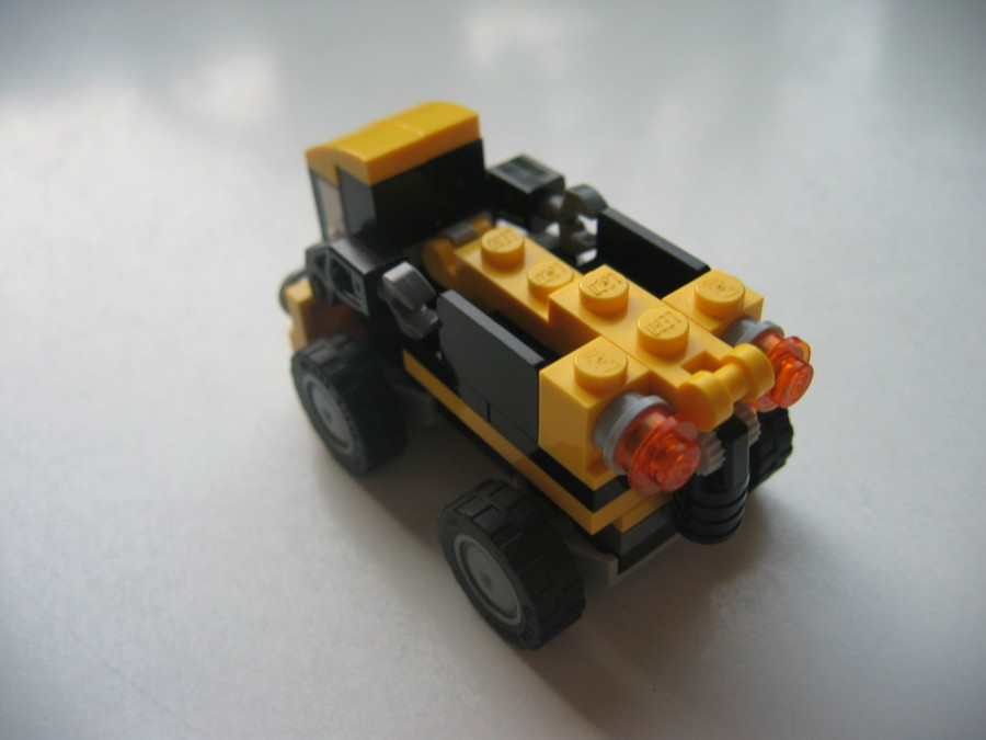Creator 31041 robot teherautó MOC