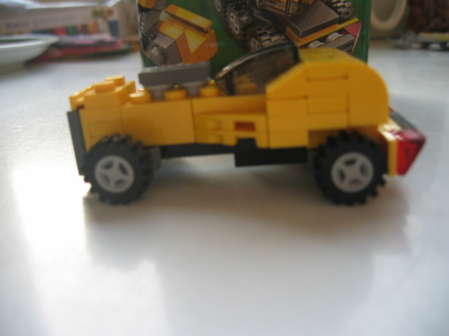 Creator 4915 hot rod MOC
