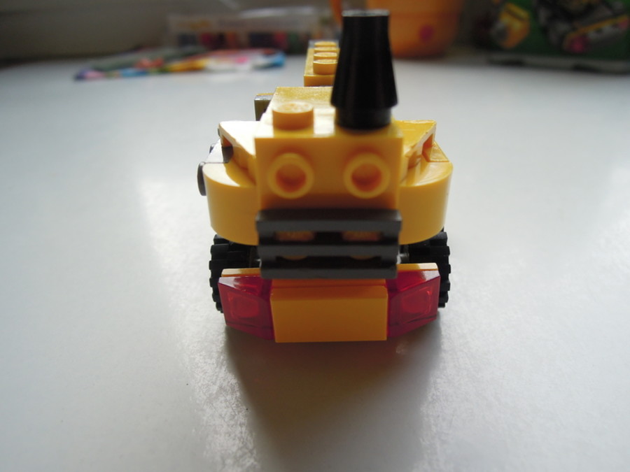 Creator 4915 mobil daru MOC