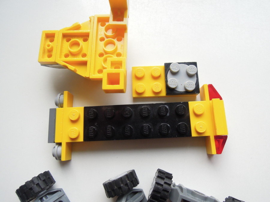Creator 4915 mobil daru MOC