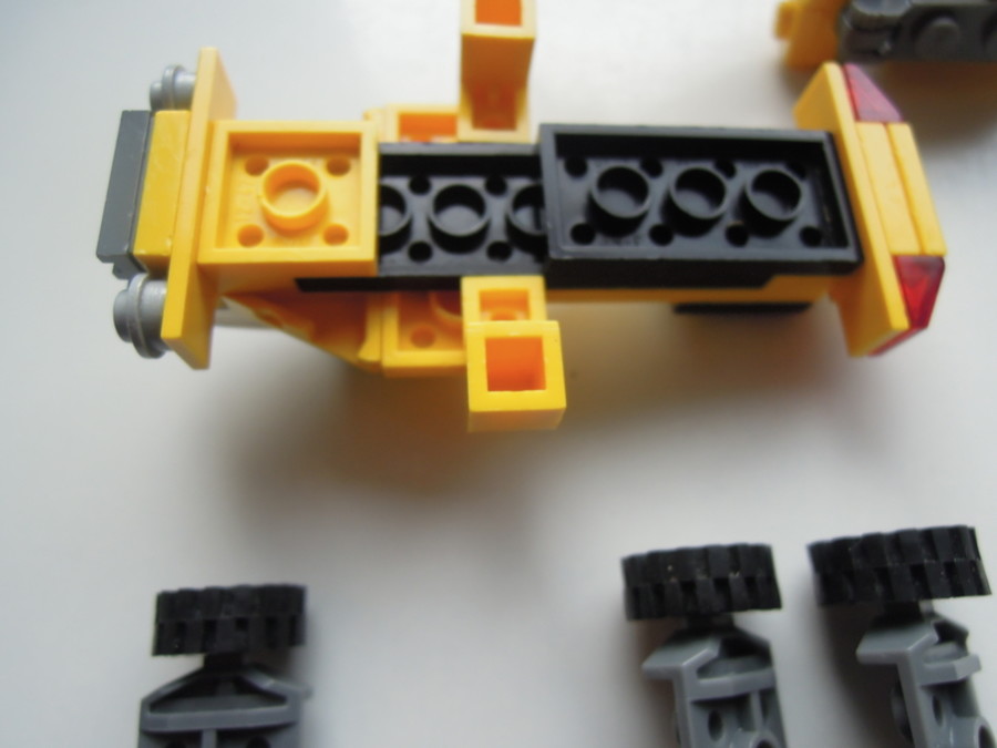 Creator 4915 mobil daru MOC